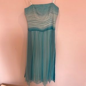 Laundry by Shelli Segal Cocktail dress 100% silk chiffon. WORN ONCE